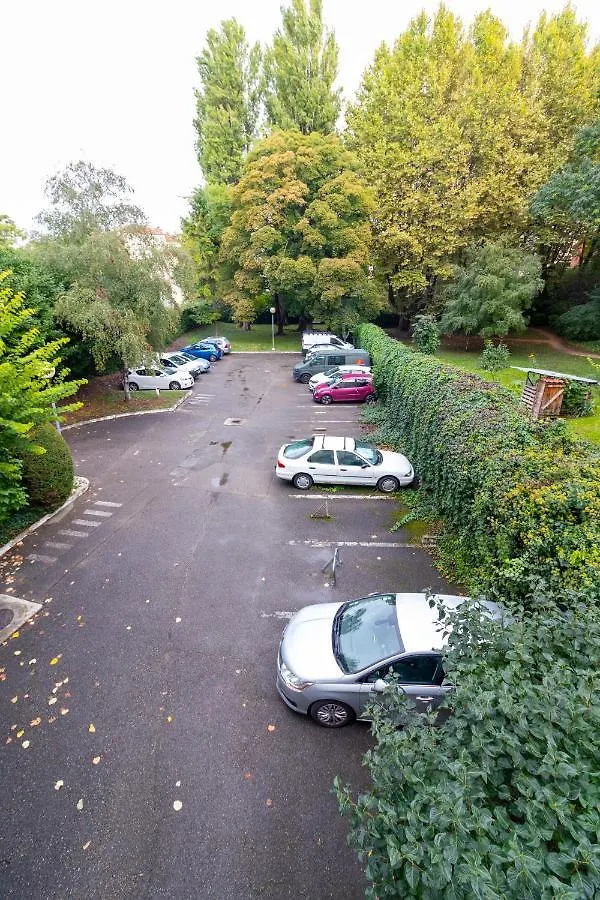 Apartment Parking Gratuit - Chic Et Elegant A Villeurbanne - Tout Fourni France